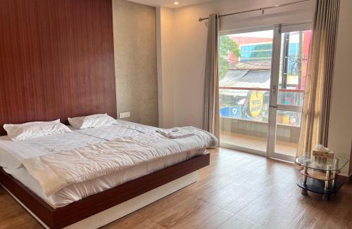 Malappuram Hotel | Near Calicut International Airport - HOTEL FARIS