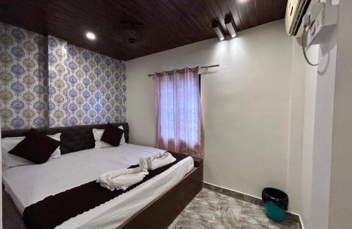 Khattalwada House | New Banaras Paying Guest House