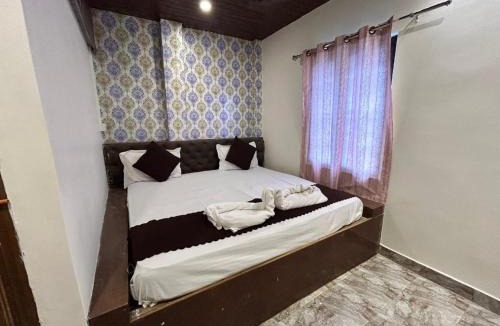 Khattalwada House | New Banaras Paying Guest House