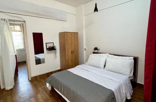 Bandra West Apartment | Nirmala