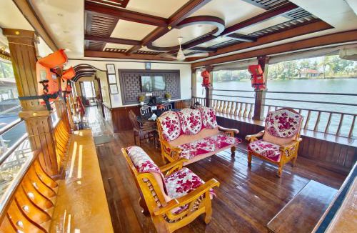 Nedumudy Boat Rental | No more Booking Accepted