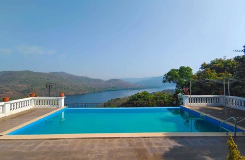 Anjanvel Hotel | On The High Ground Tourism Point