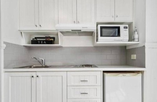 Traralgon Apartment | One Bedroom, Two-Storey Apartment