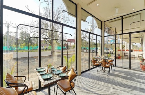 Kohka House | Palette Orient Greenz Pench by CheckIn