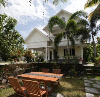 Cherthala Bed & Breakfast | Palliath House