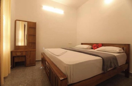 Thekkady Apartment | Periyar Homes Deluxe Room 101