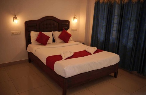 Kumily Hotel | Periyar Woods