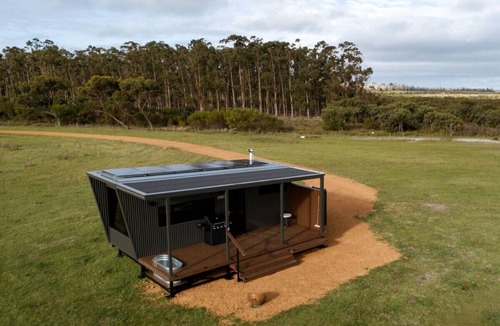 Merivale Cabin | Peter the Tiny Cabin in Esperance
