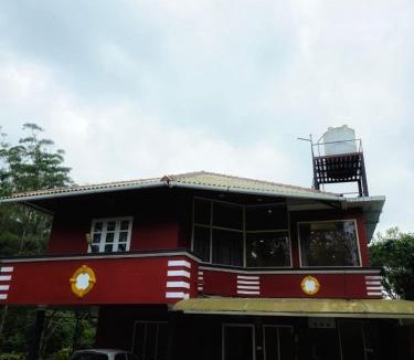 Peermade House | Pine ridge homestay kuttikanam