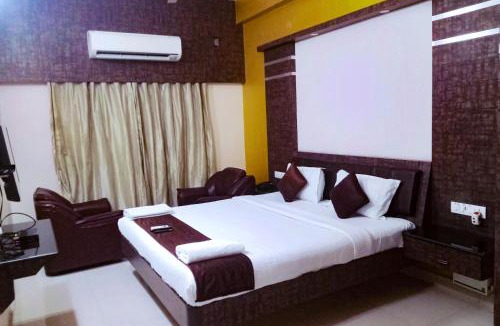 Kanchipuram Apartment | Pine Tree