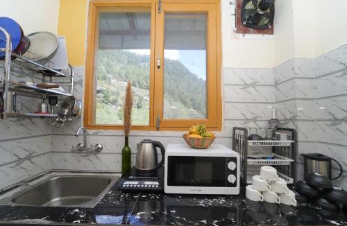 Manali House | Planet Home