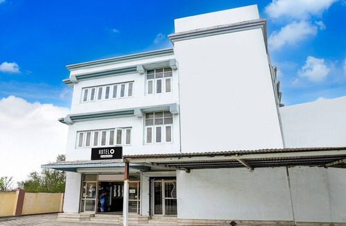 Daulatabad House | PremiumHotel Shree Maya