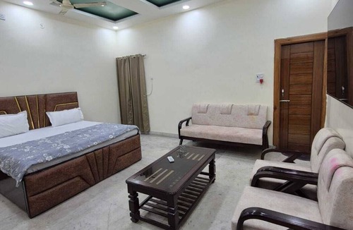 Meerut Hotel | Prince Hotel