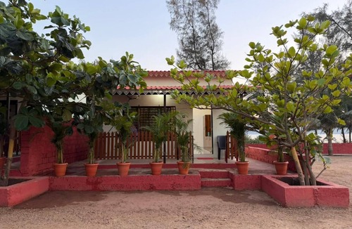 Ganpatipule Cottage | Private Beach attached Cozy Delux Cottages.