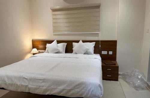 Alwaye Resort | Private Pool Lakeside Resort Kochi