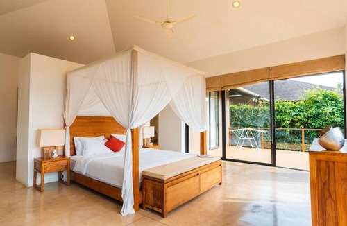 Anjuna Villa | Pura Vida I by Hireavilla-5BR w Pvt pool in Anjuna