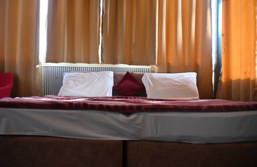 Bullawala Hotel | Rajawat Stay, Dehradun Hotel