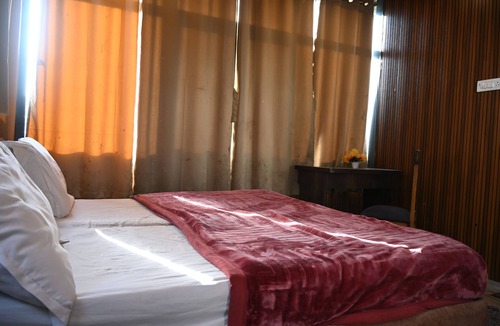 Bullawala Hotel | Rajawat Stay, Dehradun Hotel