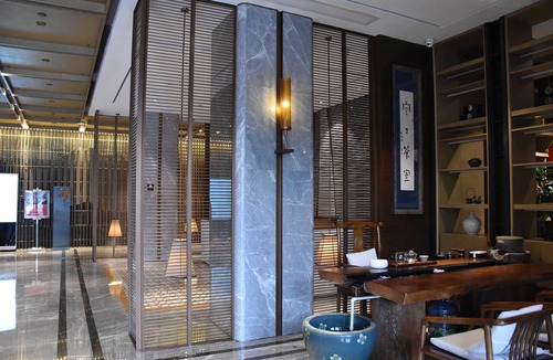Shizhong District Hotel | Ramada Leshan