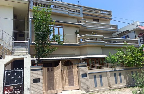 Bullawala Apartment | Repose