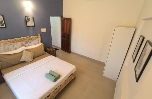 Morjim House | Rooms in the 4 Bedroom House, Morjim Beach 500 meters away