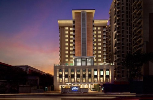 Dahisar East Hotel | Royal Hometel Suites