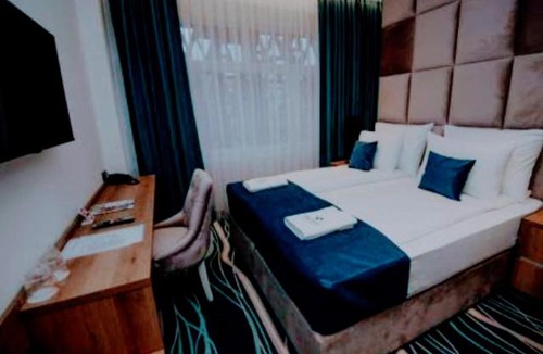 Agra Apartment | Royal Hotel
