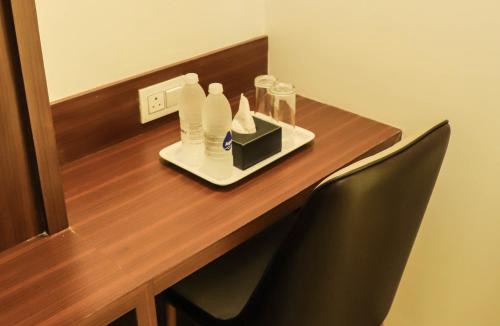 Airoli Hotel | Sapphire Suites