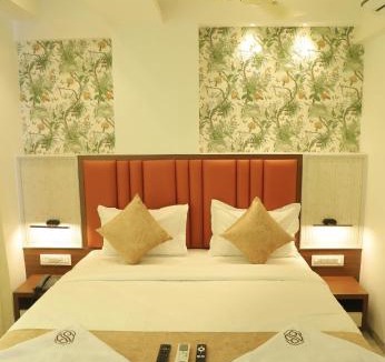 Airoli Hotel | Sapphire Suites