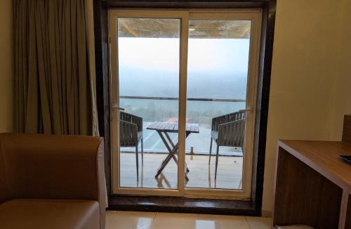 Mahabaleshwar Hotel | Savyasaachii Hotel, Mahabaleshwar - Pure Veg
