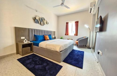 Marna Apartment | Serene 1bhk Apartment in Siolim Pool DanCenter