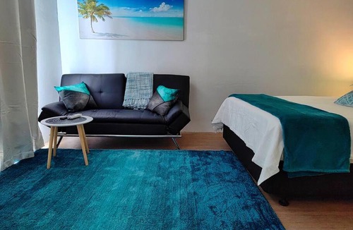 Dolphin Heads House | Serenity