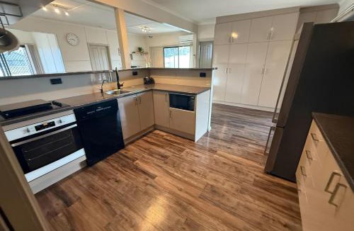 Dalrymple House | Shore Beats Work
