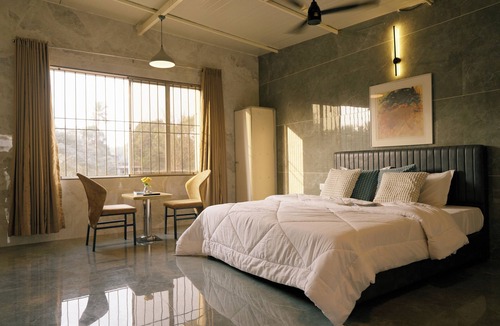 Vasai Hotel | SHREE LODGING & BOARDING