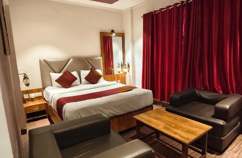 Vashi Hotel | Sienna Suites