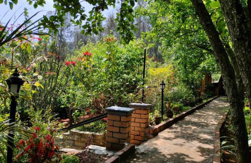 Kotagiri Villa | Silver Spruce Glass 1BHK Entire Floor Kotagiri