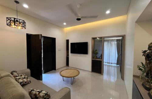 Cidco House | Spacious Garden Home