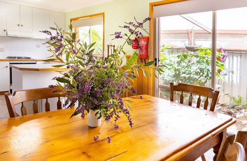 Echuca House | Spacious Pet Friendly Family Home