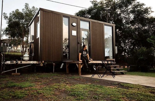 Monto Cabin | Spectacular Tiny House in Eidsvold, Queensland