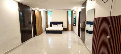 Khattalwada Hotel | Sri Mahal Banquet And Resort
