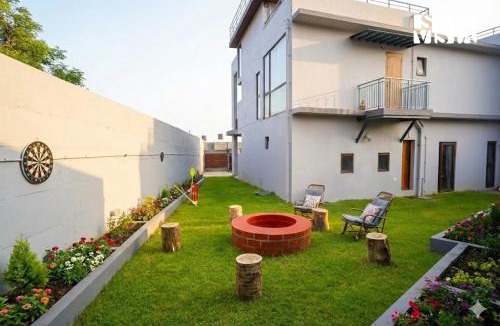 Kodaikanal Villa | StayVista at Veranda Luxe Stay with Valley View