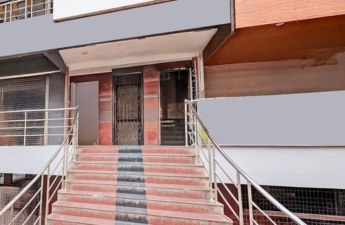 Visakhapatnam House | Super Collection O NAD Near Airport