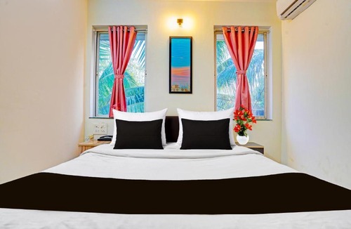Baner Hotel | Super Collection O Baner Hillview Pune Formerly Siri Lodge