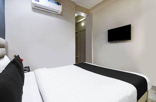 Kolkata Hotel | Super Collection O Ruby