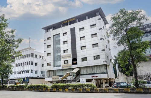 Pimpri Colony House | Super Townhouse OAK Regal Inn