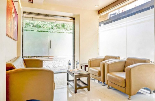 Pimpri Colony House | Super Townhouse OAK Regal Inn