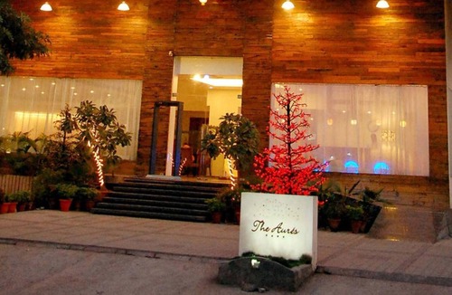 Daulatabad Hotel | The Aures