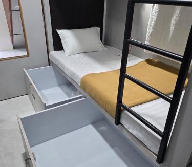 Marol Hostel | The CLOUD CABIN STAY