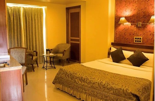 Shivajinagar Hotel | The Deccan Royaale