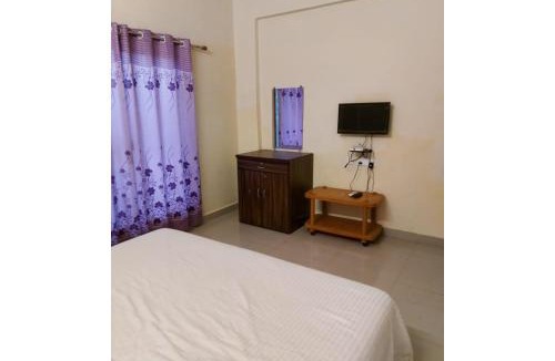 Medha Hotel | The shelar's Royal inn
